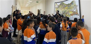 Fakültemiz Jeoloji Mühendisliği Bölümünden Minik Öğrencilere Uygulamalı Bilim ve Afet Eğitimi
